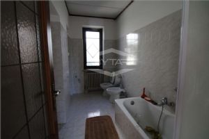 BEINASCO PORZIONE DI BIFAMILIARE AL PIANO TERRENO