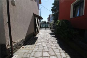 BEINASCO PORZIONE DI BIFAMILIARE AL PIANO TERRENO