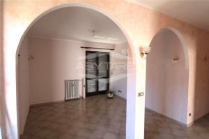 BEINASCO APPARTAMENTO AL PRIMO PIANO CON TERRAZZO