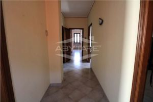 BEINASCO APPARTAMENTO AL PRIMO PIANO CON TERRAZZO