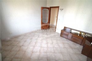 BEINASCO APPARTAMENTO AL PRIMO PIANO CON TERRAZZO