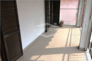 BEINASCO APPARTAMENTO AL PRIMO PIANO CON TERRAZZO