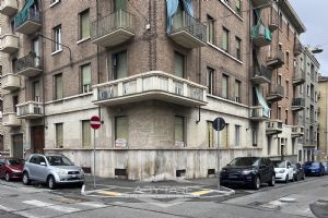 3 locali via Pinelli  - Libero subito!
