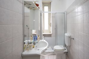 3 locali via Pinelli  - Libero subito!