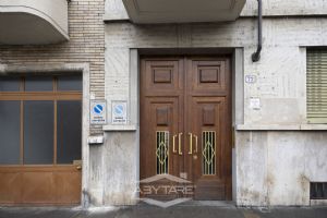 3 locali via Pinelli  - Libero subito!