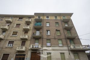 3 locali via Pinelli  - Libero subito!