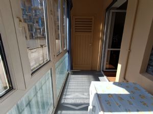 PRESSI PIAZZA CARDUCCI AMPIO 2 LOCALI