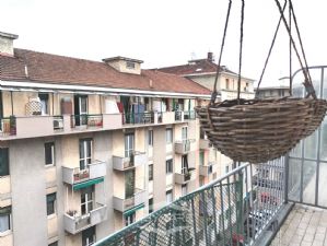 TRILOCALE CON DOPPIA ESPOSIZIONE