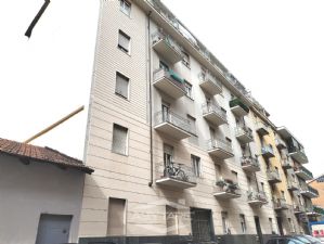 TRILOCALE CON DOPPIA ESPOSIZIONE