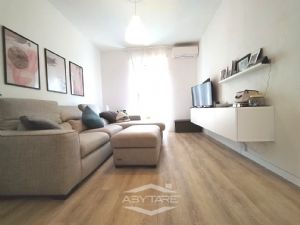 TRILOCALE CON DOPPIA ESPOSIZIONE