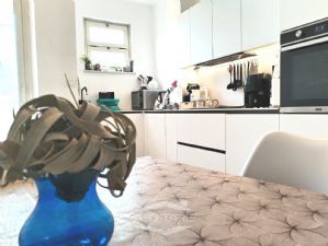 TRILOCALE CON DOPPIA ESPOSIZIONE