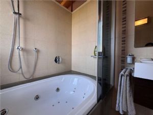 Attico dal design unico con terrazza panoramica