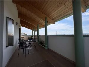 Attico dal design unico con terrazza panoramica