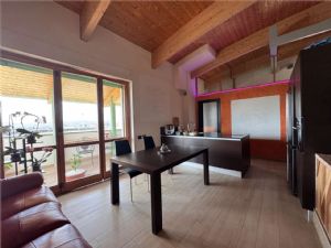 Attico dal design unico con terrazza panoramica