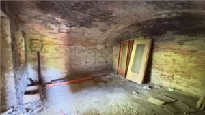 FRINCO -CASCINA LIBERA SU 3 LATI