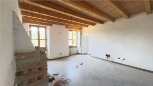 FRINCO -CASCINA LIBERA SU 3 LATI
