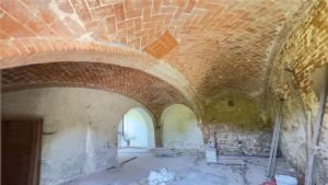 FRINCO -CASCINA LIBERA SU 3 LATI