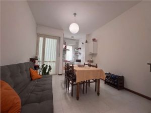APPARTAMENTO COMPLETAMENTE ARREDATO