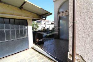 BEINASCO CENTRO VILLA BIFAMILIARE LIBERA SUBITO!