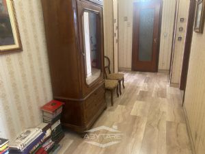 AMPIO 3 LOCALI IN CONTESTO SIGNORILE