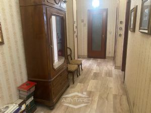 AMPIO 3 LOCALI IN CONTESTO SIGNORILE