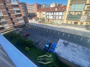 AMPIO 3 LOCALI IN CONTESTO SIGNORILE