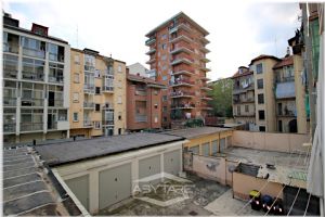 2 locali affittasi Torino via Poirino 6