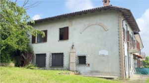 MOMBERCELLI-CASCINA LIBERA SU 3 LATI