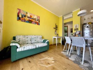 3 locali vendita Moncalieri Via Piave 5