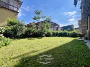 3 locali vendita Moncalieri Via Piave 5