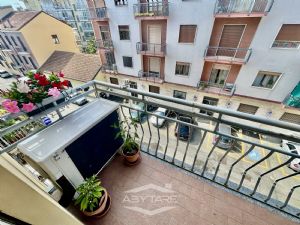 3 locali vendita Moncalieri Via Piave 5
