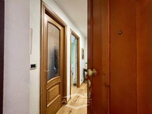 3 locali vendita Moncalieri Via Piave 5