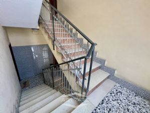 3 locali vendita Moncalieri Via Piave 5