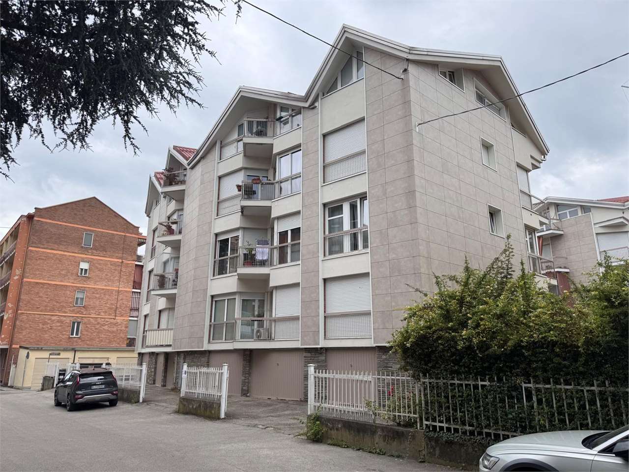 CENTRO NORD 3 LOCALI CON BOX OTTIME CONDIZIONI!