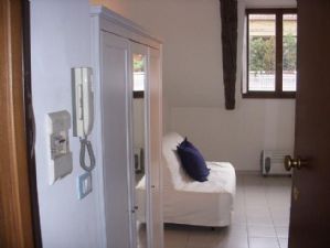 MONOLOCALE IN AFFITTO SAN SALVARIO