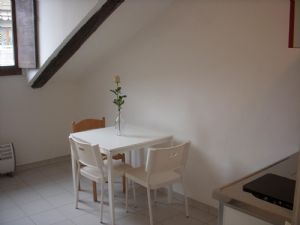 MONOLOCALE IN AFFITTO SAN SALVARIO