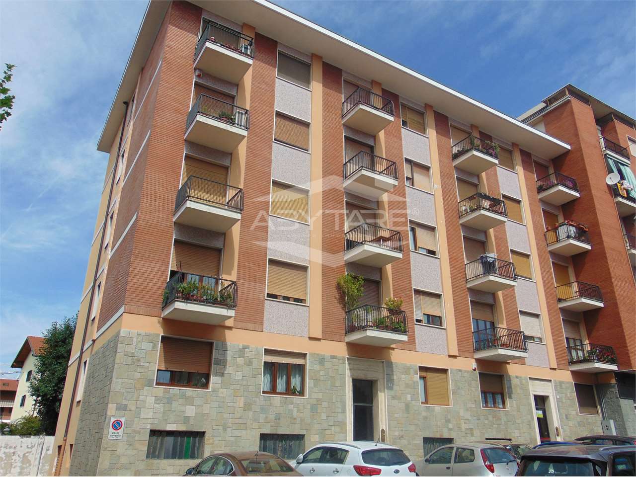 BEINASCO CENTRO BILOCALE AL SECONDO PIANO