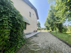 casa indipendente - libera subito!
