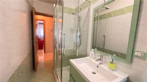 ZONA EST - 7 VANI CON BOX
