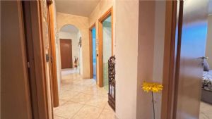 ZONA EST - 7 VANI CON BOX
