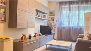 ZONA EST - 7 VANI CON BOX