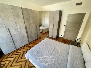 ampio appartamento con il terrazzo vendita Moncalieri Via Lagrange 8