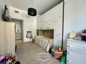 ampio appartamento con il terrazzo vendita Moncalieri Via Lagrange 8