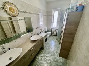 ampio appartamento con il terrazzo vendita Moncalieri Via Lagrange 8