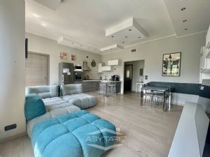 ampio appartamento con il terrazzo vendita Moncalieri Via Lagrange 8