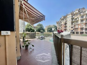 ampio appartamento con il terrazzo vendita Moncalieri Via Lagrange 8