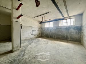 ampio appartamento con il terrazzo vendita Moncalieri Via Lagrange 8