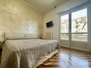ampio appartamento con il terrazzo vendita Moncalieri Via Lagrange 8