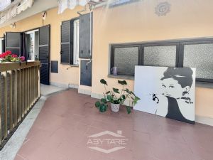 ampio appartamento con il terrazzo vendita Moncalieri Via Lagrange 8