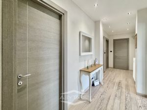 ampio appartamento con il terrazzo vendita Moncalieri Via Lagrange 8